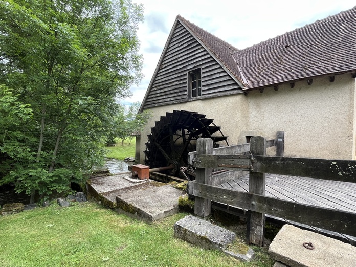 Le Moulin d'Angibault permet de découvrir le fonctionnement d'un moulin à eau de plaine du XVIIIe s - Photo : Paula Boyer Le Moulin d'Angibault permet de découvrir le fonctionnement d'un moulin à eau de plaine du XVIIIe s - Photo : Paula Boyer