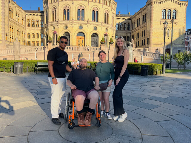 Just Travel : Le pari de rendre le monde accessible à tous, Stéphane Amado et Julie Smith, photo de Just Travel Just Travel : Le pari de rendre le monde accessible à tous, Stéphane Amado et Julie Smith, photo de Just Travel