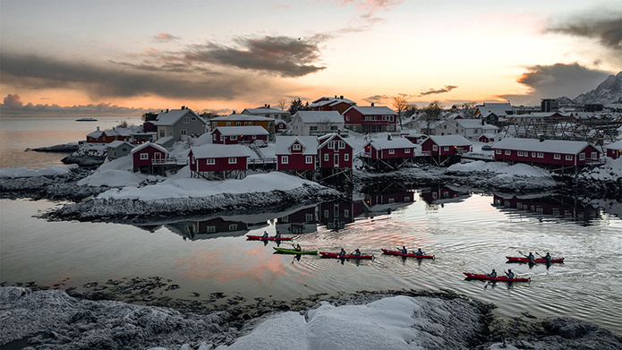 Svolvaer © Hurtigruten / Espen Mills